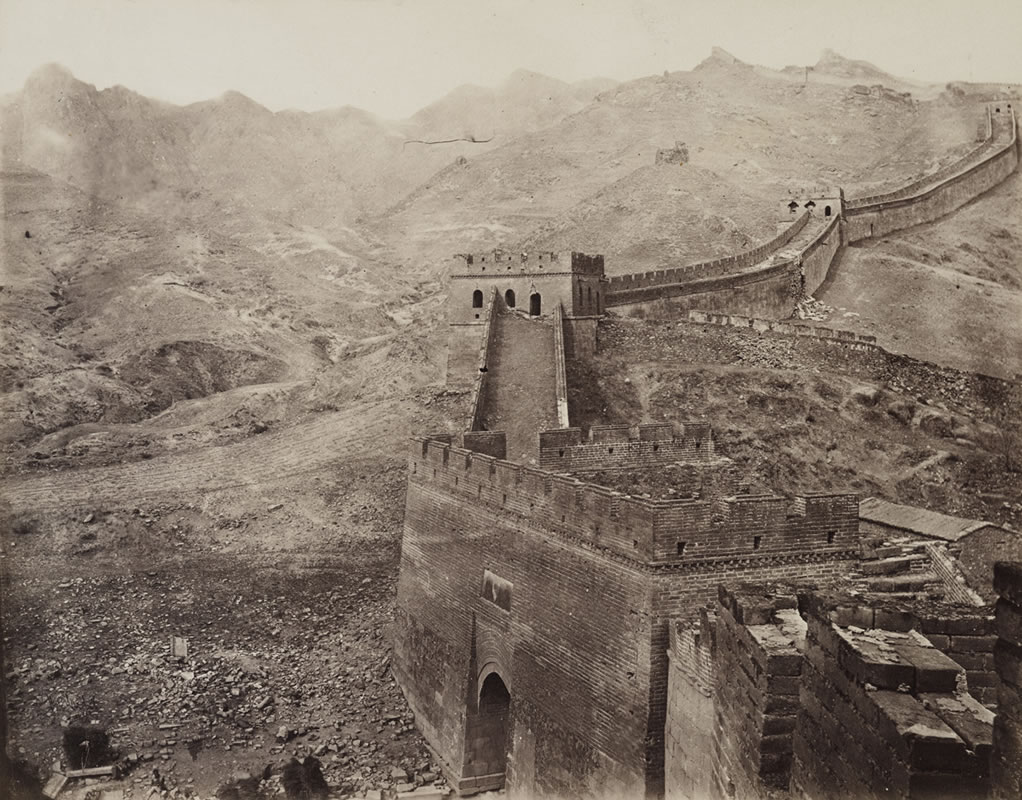 八达岭长城，1870年代，蛋白印相，托马斯•查尔德 摄.jpg