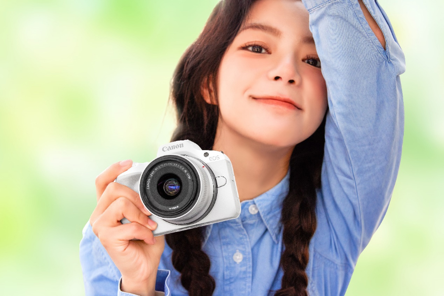 【新闻稿】后疫情时代的出游拍档 佳能发布青春专微相机EOS R50与RF-S55-210mm F5-7 拷贝.1 IS STM镜头453.jpg