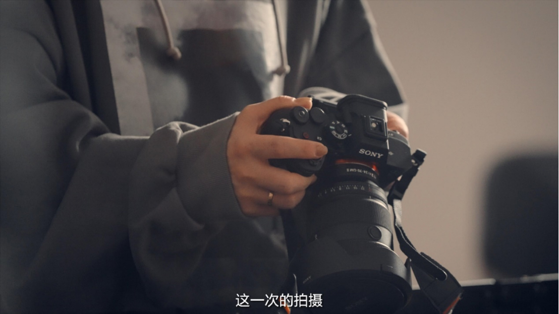 “享受创作，专注拍摄” 时尚摄影师为什么选择索尼A7RM51140 拷贝.jpg