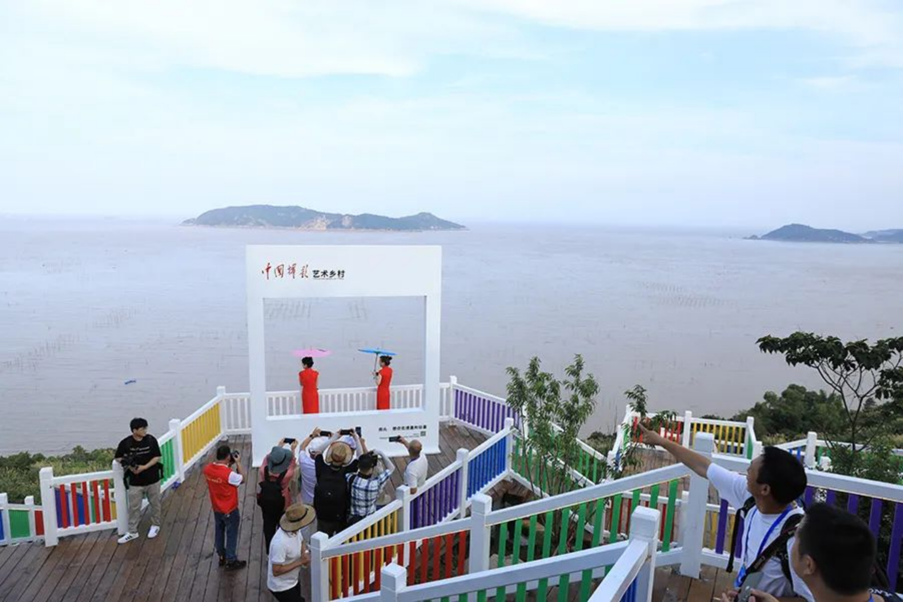 20230711_1689045836270562.jpg 奔赴山海 无尽蓝绿丨1350 拷贝.jpg