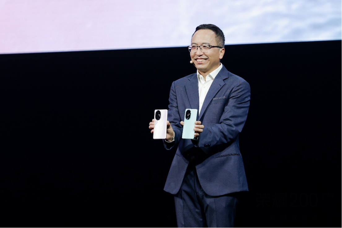 【Final 2250】【产品通稿】首发雅顾光影写真大师，荣耀200系列正式登场，售价2699元起276 拷贝.jpg