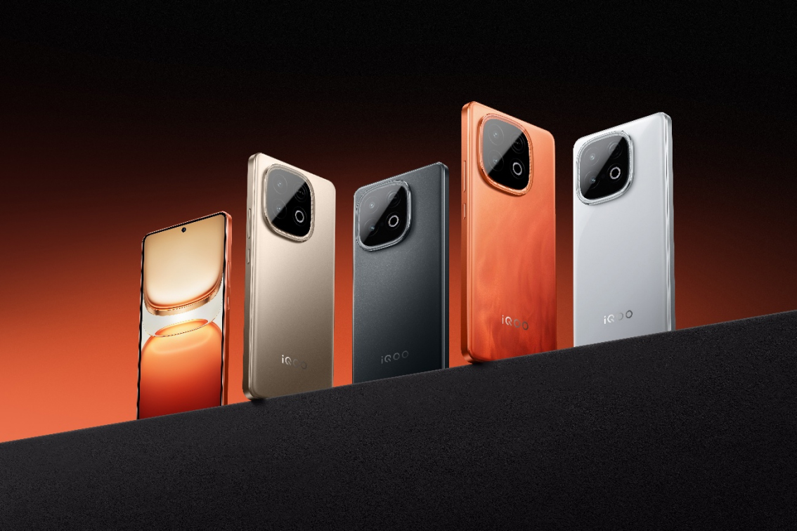 【iQOO新闻】无双芯不Turbo， “越级先锋”iQOO Z10 Turbo系列亮相2080 拷贝.jpg