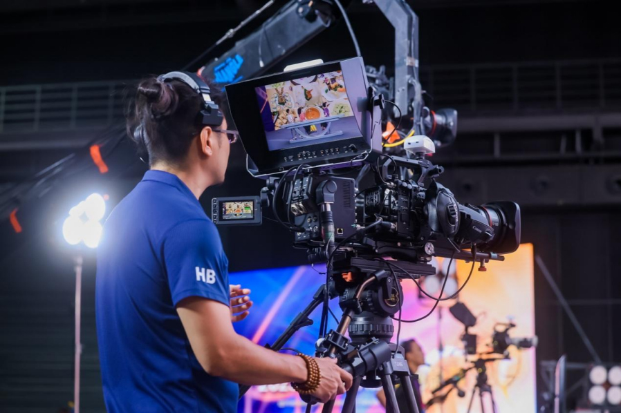 【案例稿】CCTV6电影频道融媒体中心携手“佳直播PRO”，助力上合组织国家电影节部署电影机直播2412 拷贝.jpg
