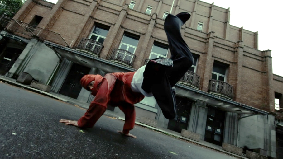 20251106_1762428623481137.jpg 【新闻稿】超越进化 佳能发布全画幅专微相机EOS R6 Mark III2651 拷贝.jpg