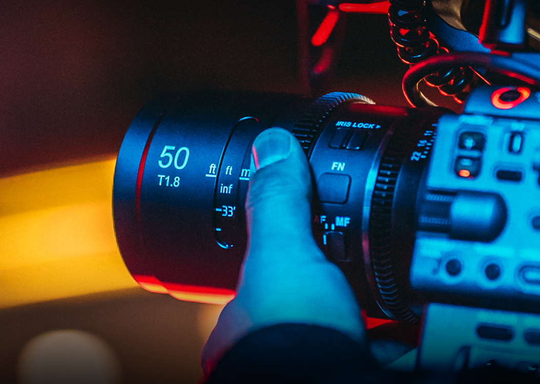 20251117_1763346532369306.jpg 全球首款全画幅自动对焦!思锐星辰1.33x变宽镜头正式发布305 拷贝.jpg